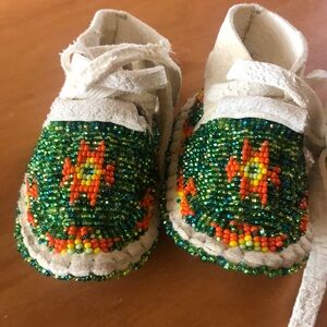 Lakota New Born Beaded Moccasins